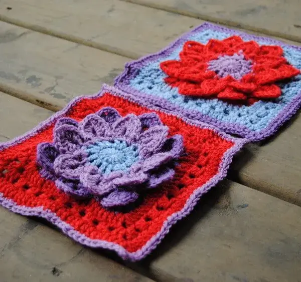 Go to the free pattern on Ravelry.