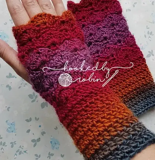 Fantail Stitch Fingerless